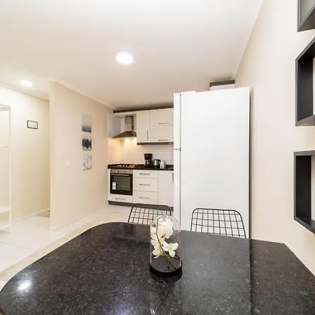 Missafir Lovely Flat Near Hadrian's Gate Apartament