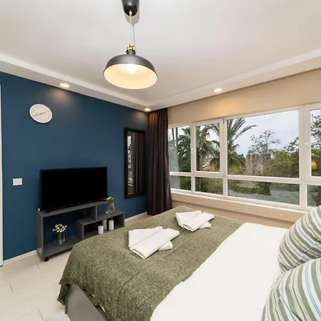 Apartament Missafir Lovely Flat Near Hadrian's Gate